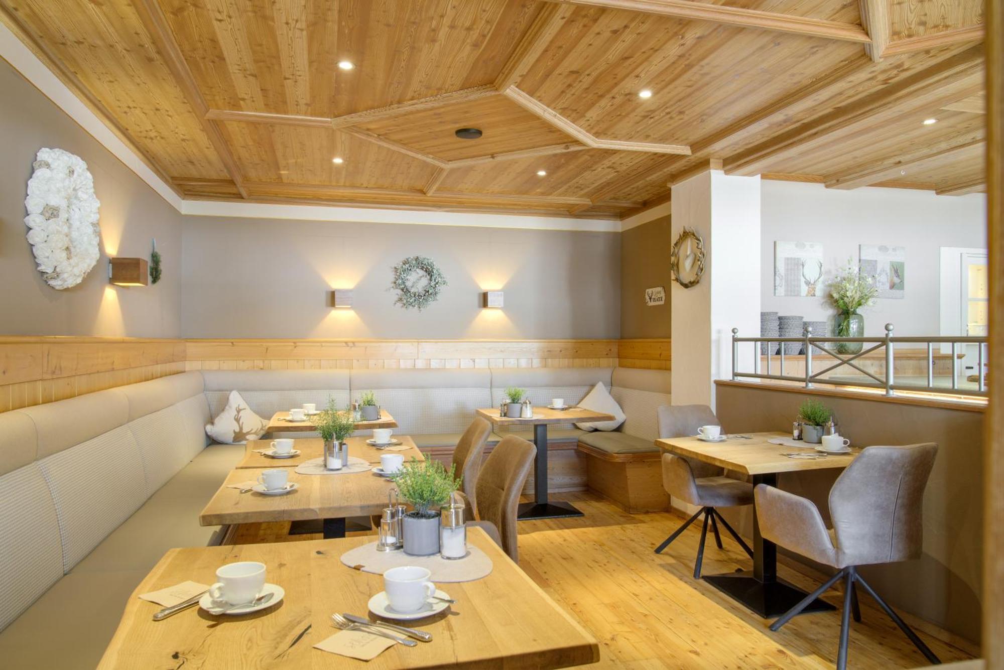 Augustin Hotel